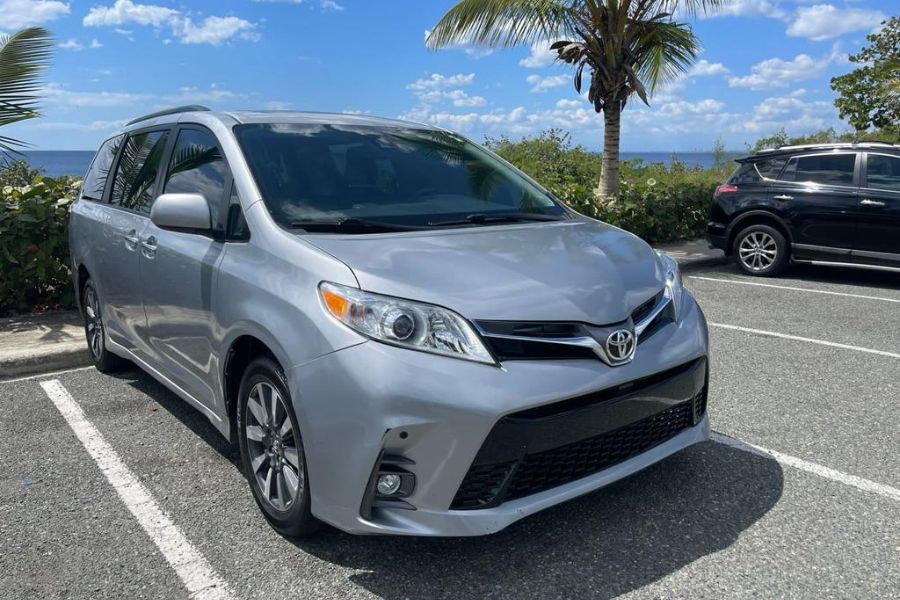 Toyota – MiniVans